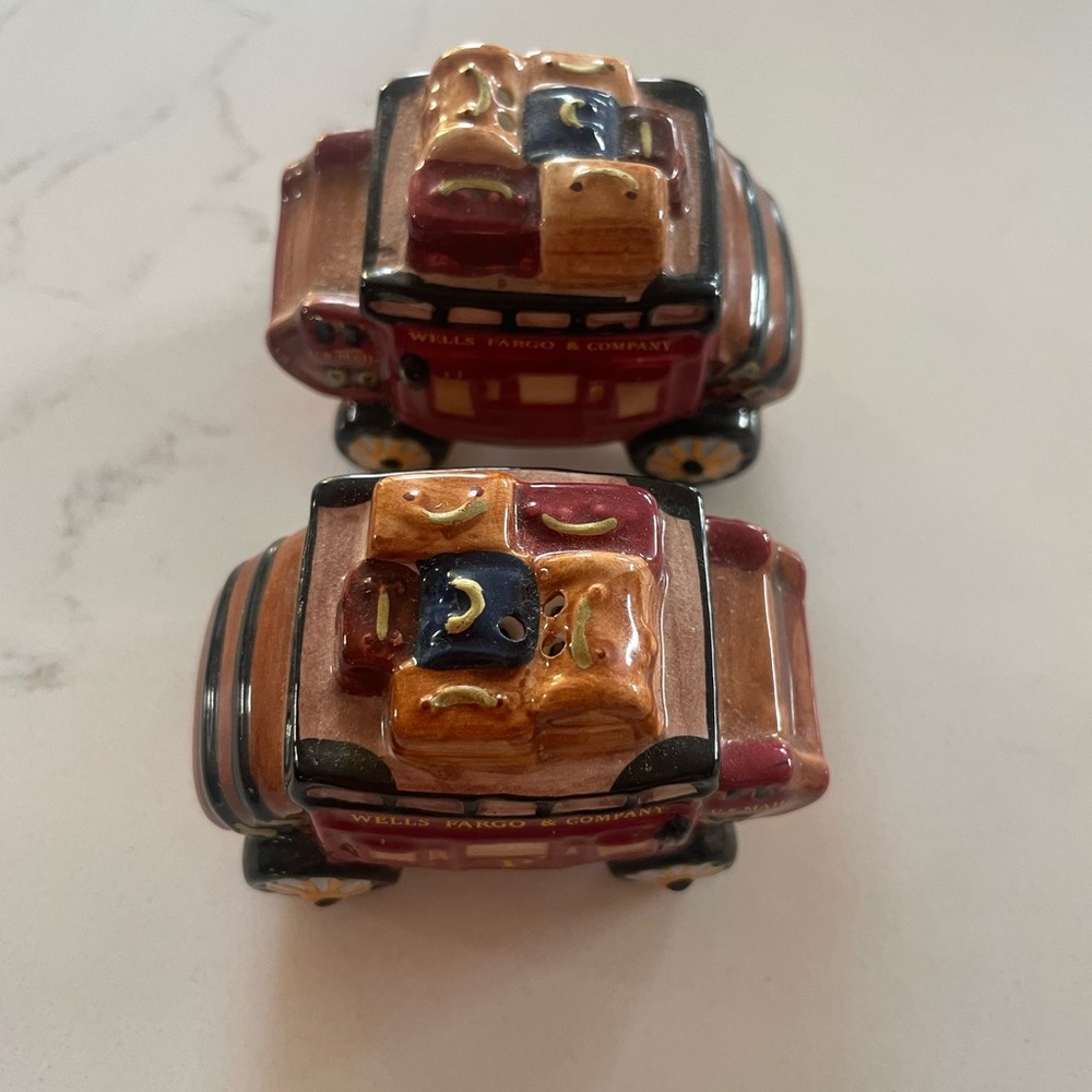 Wells Fargo Ceramic Stagecoach Salt and Pepper Shakers